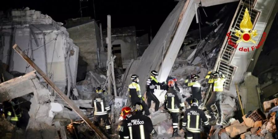 Zerstörtes Gebäude auf Sizilien