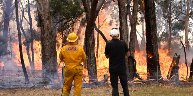 Buschfeuer Australien Feuerwehrmann Waldbrand