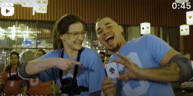 Corey Cirino war bei den ersten drei Challenges Stephanie van de Wiels Spielpartner. Schatzsuche