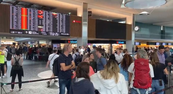Der Flughafen Zürich dementiert die Vorwürfe. Flughafen Zürich