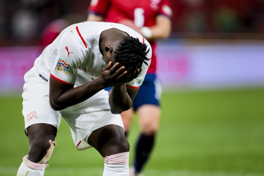 Breel Embolo reagiert beim Spiel gegen Tschechien.