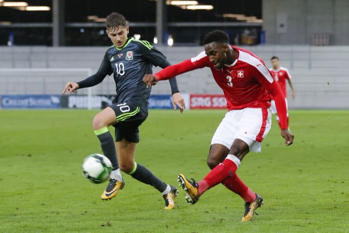 David Brooks im Einsatz mit der U21-Nati von Wales gegen die Schweiz im Jahr 2019. David Brooks