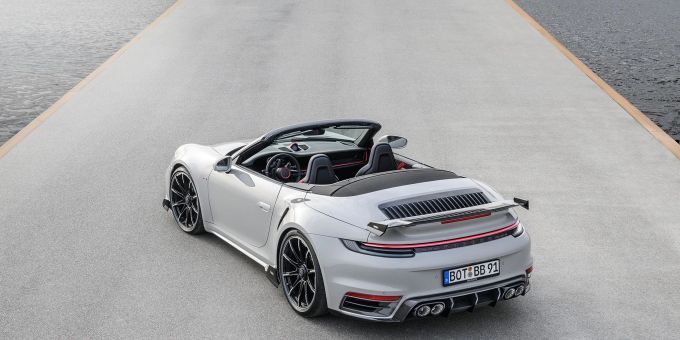 Offen für Saus und Braus: Brabus hat nicht nur das Cabrio des Porsche 911 (Bild) überarbeitet, sondern auch Hand an das Coupé gelegt. Offen für Saus und Braus: Brabus hat nicht nur das Cabrio des Porsche 911 (Bild) überarbeitet, sondern auch Hand an das Coupé gelegt.