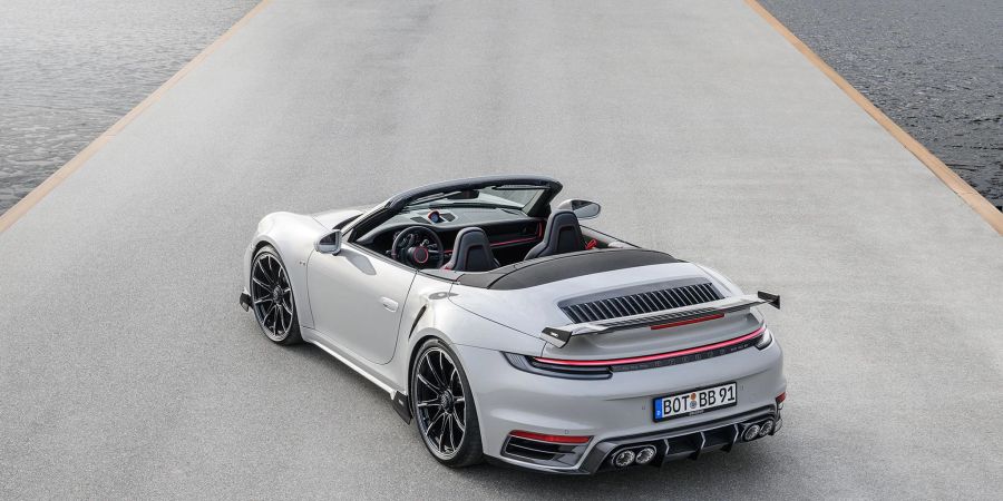 Offen für Saus und Braus: Brabus hat nicht nur das Cabrio des Porsche 911 (Bild) überarbeitet, sondern auch Hand an das Coupé gelegt.