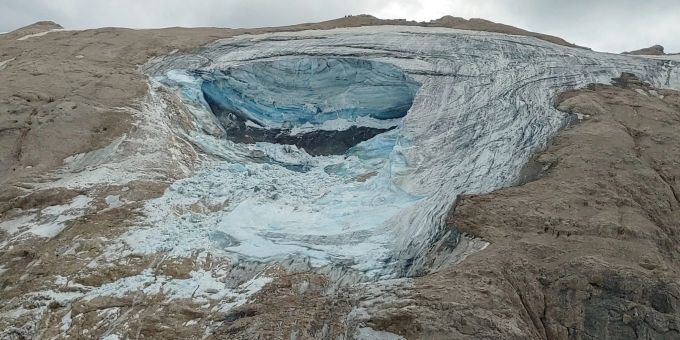 Der Gletschersturz in den Dolomiten (I). Gletscher