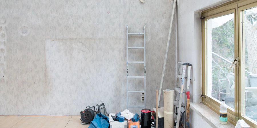 Mehr als nur ein neuer Anstrich: Wer seine Immobilie energetisch saniert, kann mit Zuschüssen vom Staat rechnen.