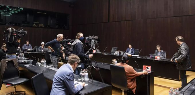 Ständerat Andrea Caroni, FDP-AR, Präsident der Gerichtskommission des Stände-und Nationalrates spricht an einem Point de Presse über eine allfällige Einleitung eines Amtenthebungsverfahren gegen Bundesanwalt Michael Lauber. Michael Lauber