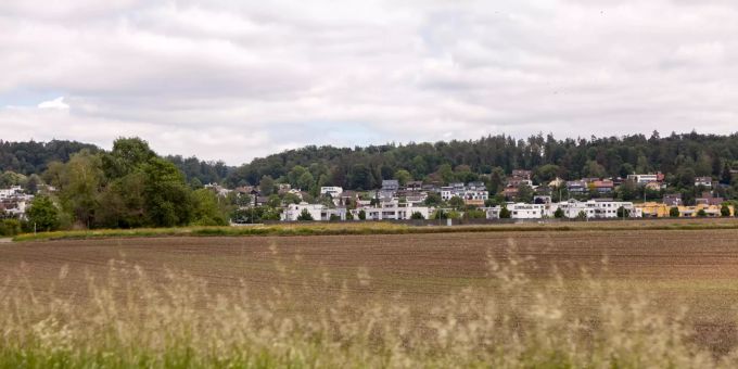 Aussicht auf Bassersdorf - Bassersdorf. Aussicht auf Bassersdorf - Bassersdorf.
