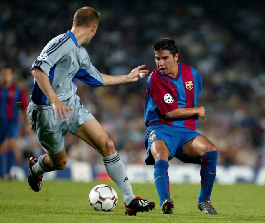 Javier Saviola (r.) bestritt 173 Spiele für den FC Barcelona.