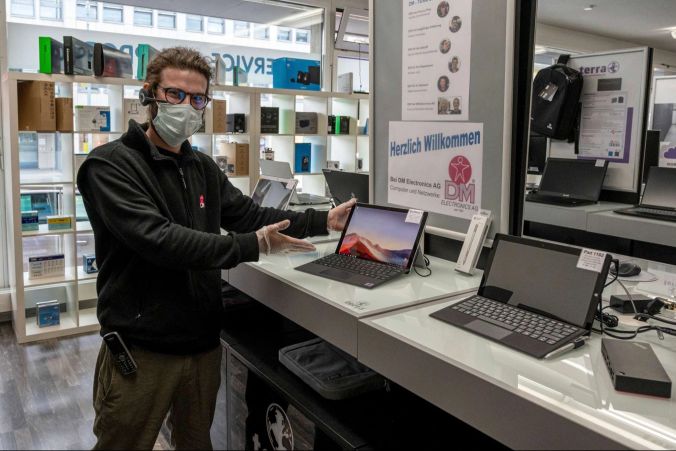 Niklaus Jordi im "DM Electronics"