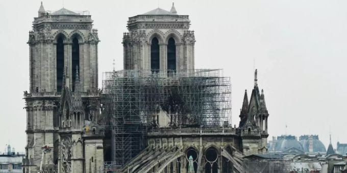 Notre-Dame am 16. April 2019 Notre-Dame am 16. April 2019