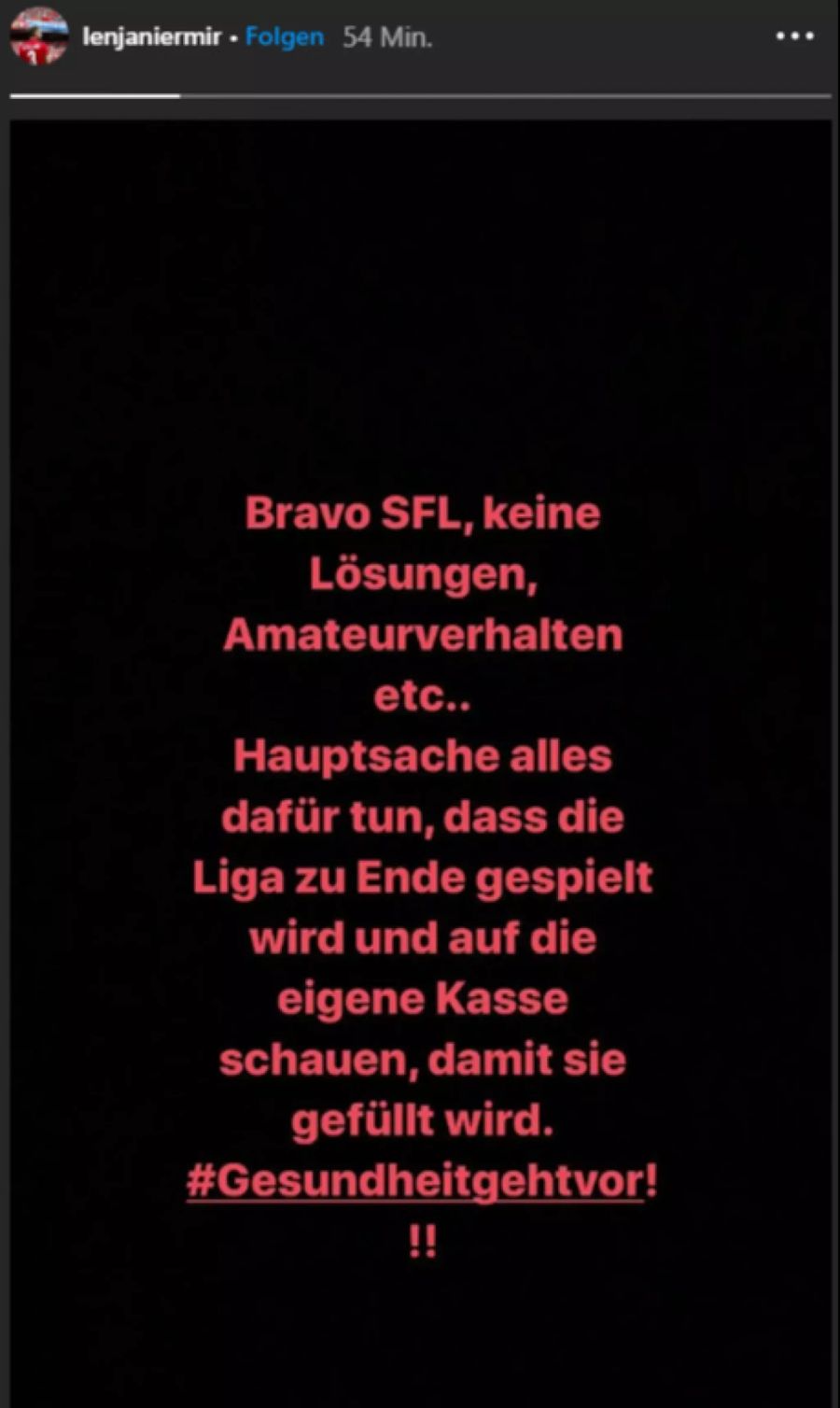 Ermir Lenjani vom FC Sion ärgert sich auf Instagram über die Liga.