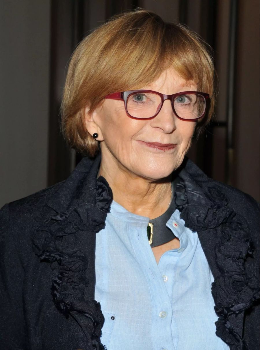 Anne Robinson