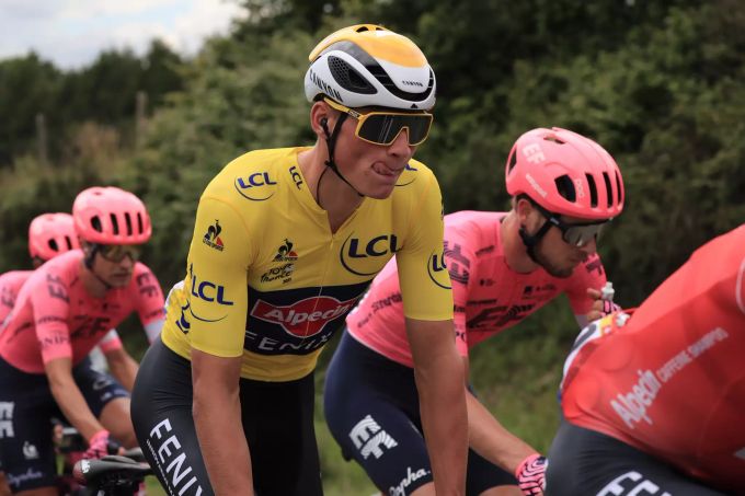 Van Der Poel verteidigt den Gesamtlead. Tour de France