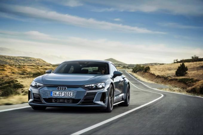 Autos wie dem Audi e-tron GT gehört die Zukunft verbrenner audi