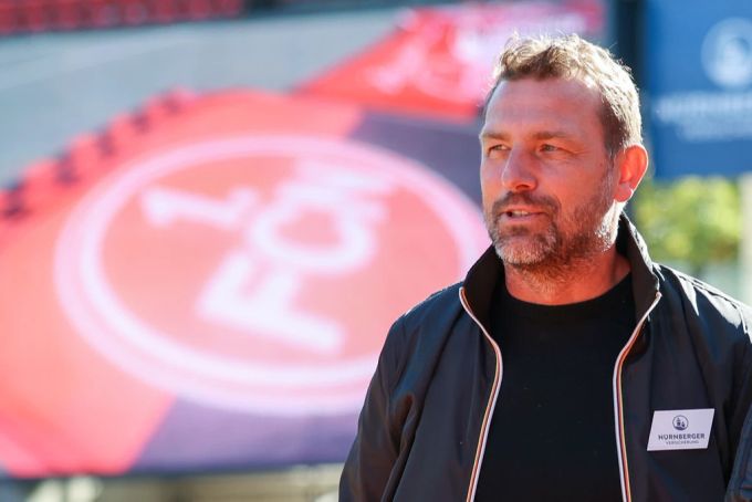 Fehlstart korrigiert: Im zweiten Spiel als Nürnberg-Trainer feiert Markus Weinzierl einen Auswärts-Sieg. Markus Weinzierl