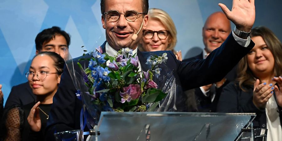 dpatopbilder - Der Konsverative Ulf Kristersson konnte die Parlamentswahl in Schweden am 11. September gewinnen und bekommt nun zwei Wochen Zeit, um eine Regierung zu bilden. Foto: Fredrik Sandberg/TT News Agency via AP/dpa - ACHTUNG: Nur zur redaktionellen Verwendung und nur mit vollständiger Nennung des vorstehenden Credits