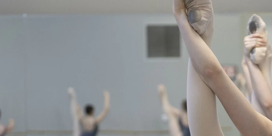 Einige Vorwürfe gegen die Ballettschule Theater Basel wurden durch eine unabhängige Untersuchung bestätigt, zum Beispiel Herabsetzungen von weiblichen Lernenden und Druck auf Gewichtsreduktionen. (Archivbild)