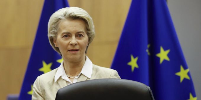 Ukraine-Krieg - Von der Leyen kündigt Deal zu Strafverfolgung an