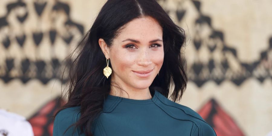 meghan markle im Kleid