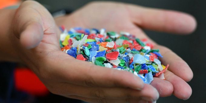 Forscher wollen eine Pflicht für die Industrie, sämtliche Inhaltsstoffe ihres Plastik offen zu legen. Forscher wollen eine Pflicht für die Industrie, sämtliche Inhaltsstoffe ihres Plastik offen zu legen.