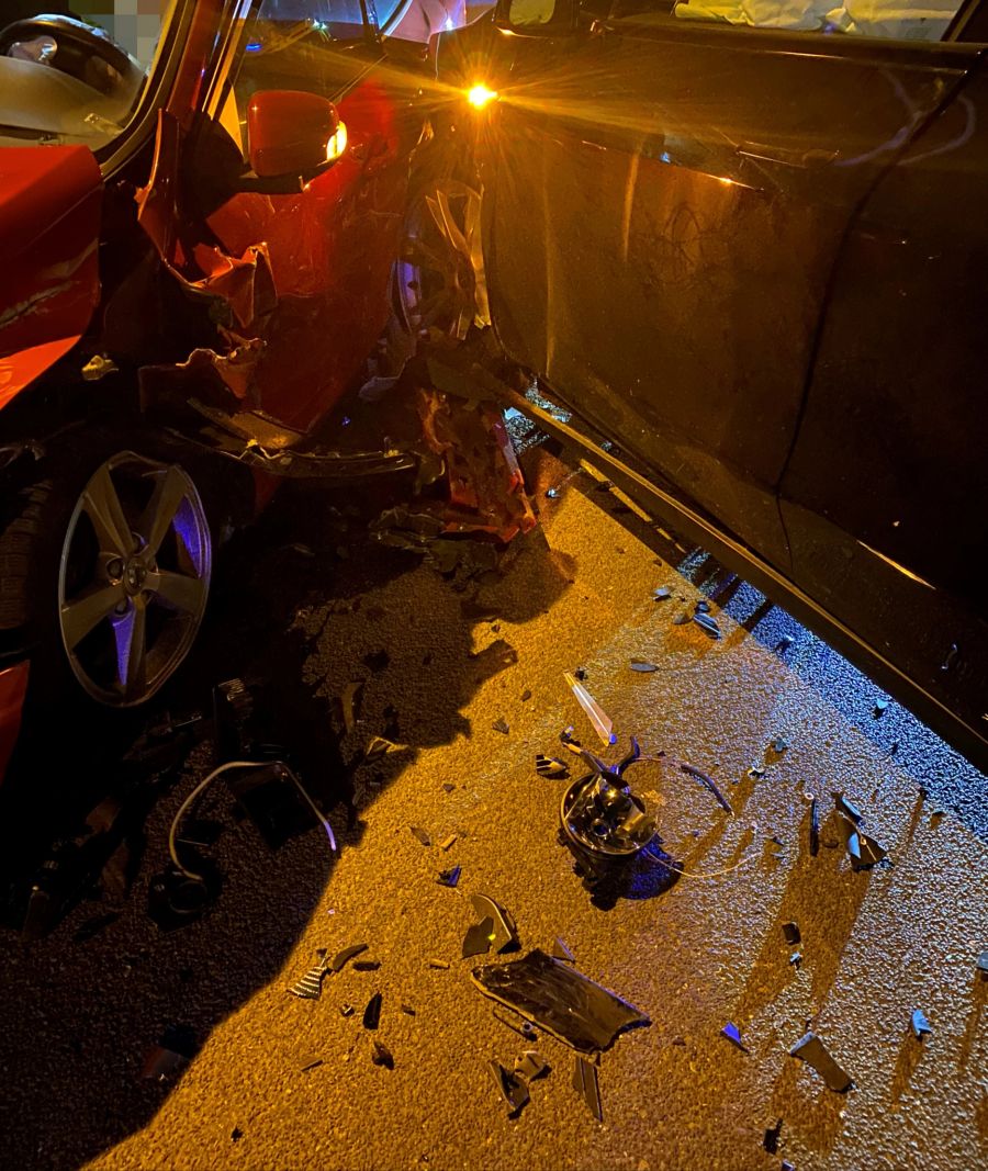 An den Fahrzeugen entstand ein grosser Sachschaden