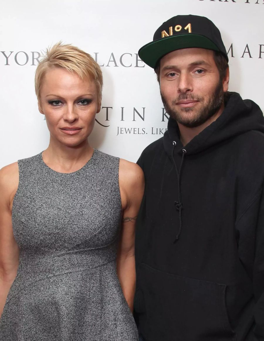 2013 mit Ehemann Nummer drei, Rick Salomon, in New York City. Die beiden waren von 2007 bis 2008 und von 2014 bis 2015 zweimal verheiratet.