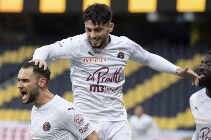 Servettes Alex Schalk schnürt gegen Meister YB einen Doppelpack und wird zum Matchwinner. FUSSBALL, SUPER LEAGUE, NATIONALLIGA A, NLA, LNA, MEISTERSCHAFT, SAISON 2020/21, BSC YOUNG BOYS, YB, SERVETTE FC, SFC,