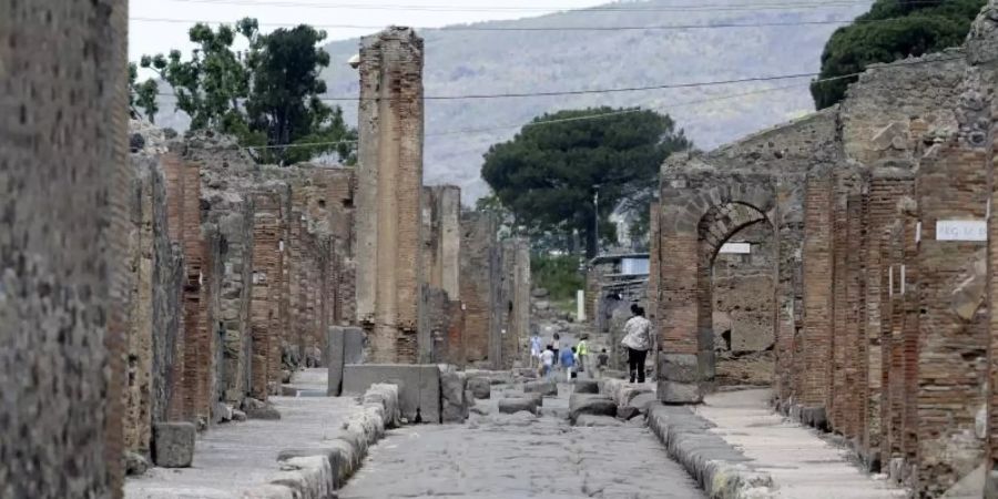 Der archäologische Park in Pompeji will nach Monaten der Schliessung wegen der Pandemie wieder seine Pforten für Besucher öffnen. Foto: Alessandra Tarantino/AP/dpa