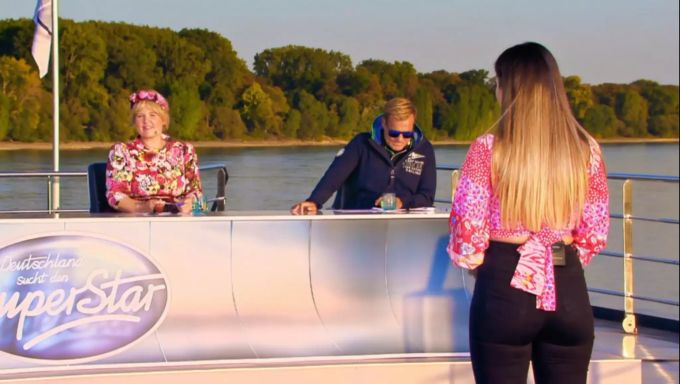 «DSDS»: Maite Kelly stoppt Katharina und will wissen, ob sie auch singen kann. DSDS Jury