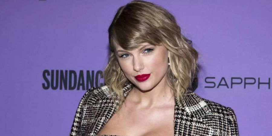 Es geht um einen Namen. Ein Freizeitpark hat Taylor Swift Medienberichten zufolge auf millionenschweren Schadenersatz verklagt. Foto: Charles Sykes/Invision/AP/dpa