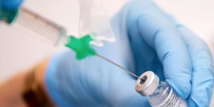 mRNA-Vakzine könnten schnell angepasst werden. (Symbolbild) coronavirus