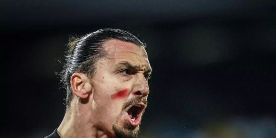 Stürmerstar Zlatan Ibrahimovic ist gerade beim AC Mailand treffsicher wie eh und je. Foto: Spada/LaPresse via ZUMA Press/dpa