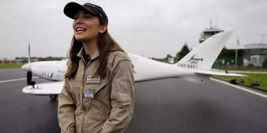 Zara Rutherford vor dem Start. Foto: Virginia Mayo/AP/dpa