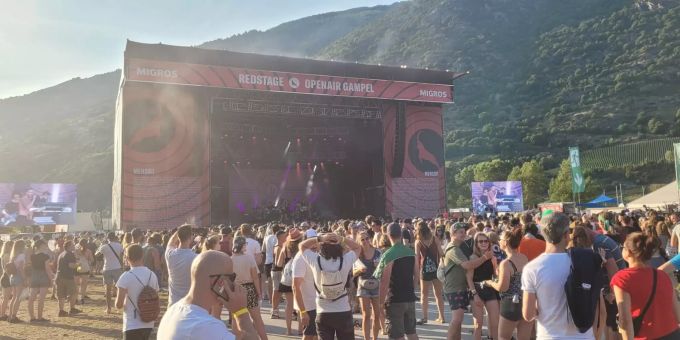 Gutes Wetter und tolle Stimmung am Open Air Gampel. gampel
