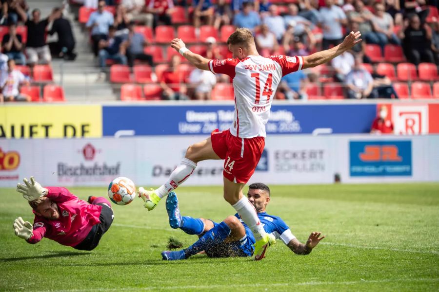 Regensburg FC Schalke 04