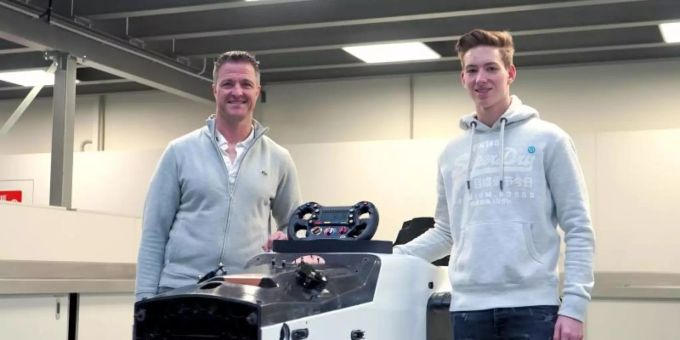 David Schumacher (r) ist der Sohn von Ralf Schumacher. Foto: ./Charouz Racing System/dpa David Schumacher (r) ist der Sohn von Ralf Schumacher. Foto: ./Charouz Racing System/dpa