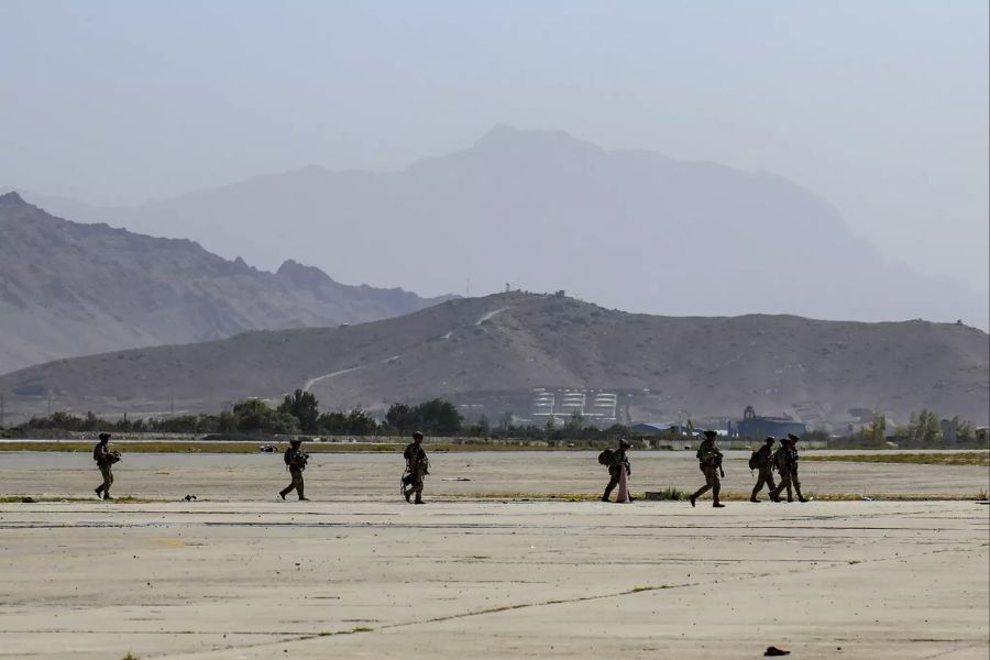 Afghanistan Taliban Flughafen