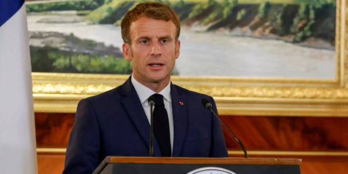 Macron bei einem Besuch in Erbil Macron bei einem Besuch in Erbil