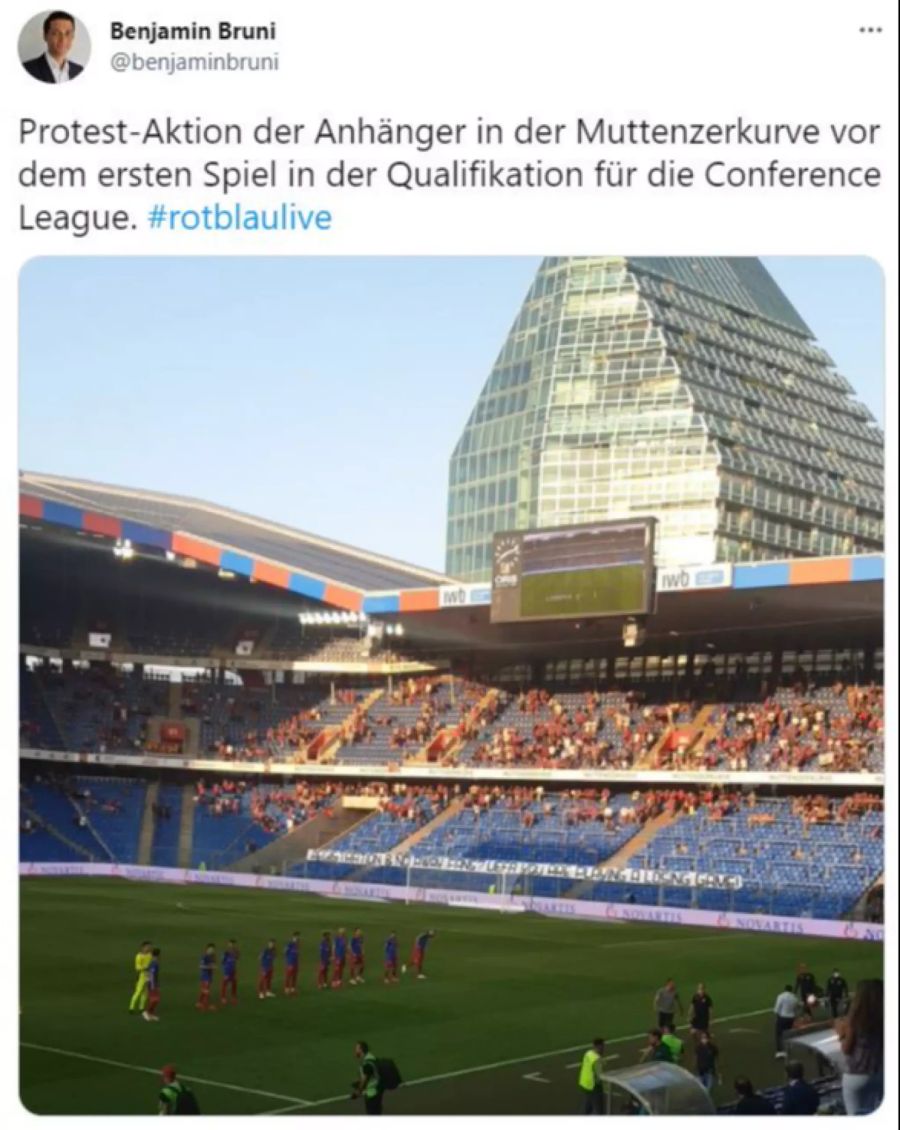 FC Basel Muttenzerkurve Protest