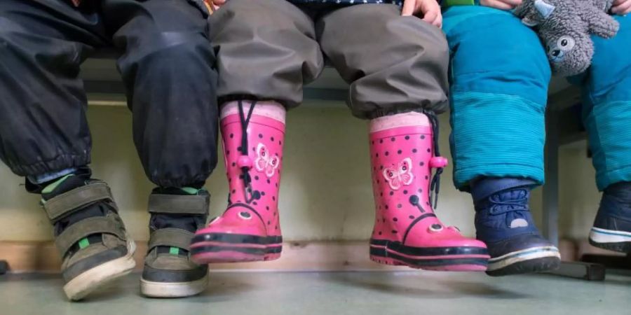 Die Kindertagesstätte mit rund 20 Jungen und Mädchen ist geschlossen worden. Foto: Ralf Hirschberger/dpa-Zentralbild/dpa