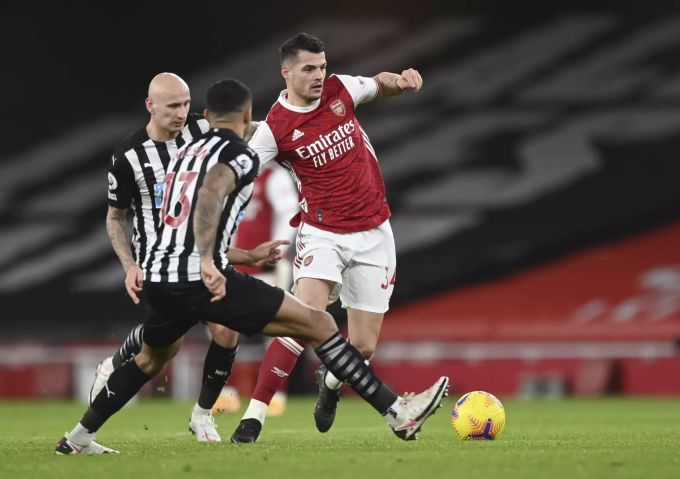 Xhaka spielt beim 3:0 gegen Newcastle am vergangenen Sonntag durch. Granit Xhaka
