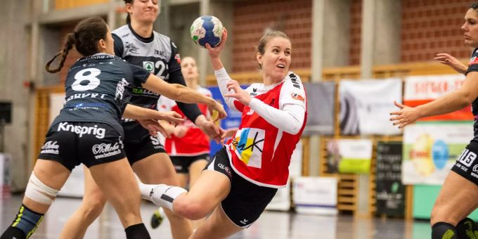 Kapitänin Viviane Lüthi beim Abschluss.