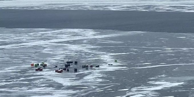 Michigansee gefroren - 66 Angler von abgebrochener Eisscholle gerettet