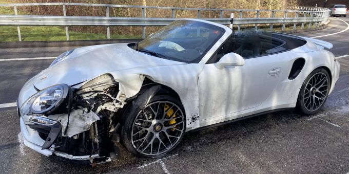 Bei der Kollision wurde niemand verletzt.