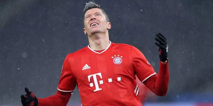 Robert Lewandowski von Bayern München im Spiel gegen Hertha Berlin. Bayern München