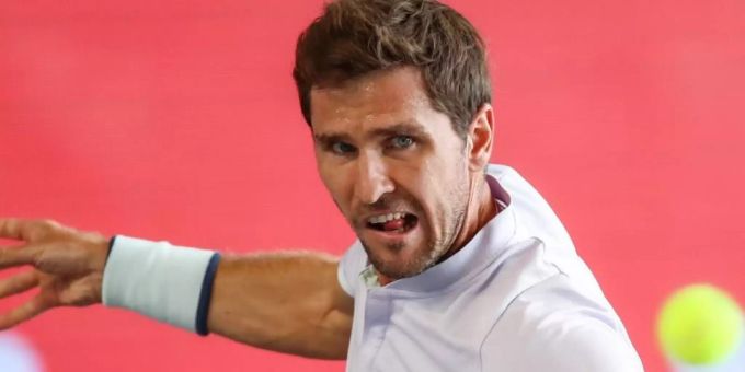 Mischa Zverev erwartet bei den Australian Open einige Überraschungen. Foto: Andreas Gora/dpa Mischa Zverev erwartet bei den Australian Open einige Überraschungen. Foto: Andreas Gora/dpa