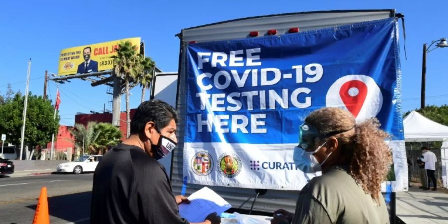 Pop-up-Testzentrum in Los Angeles