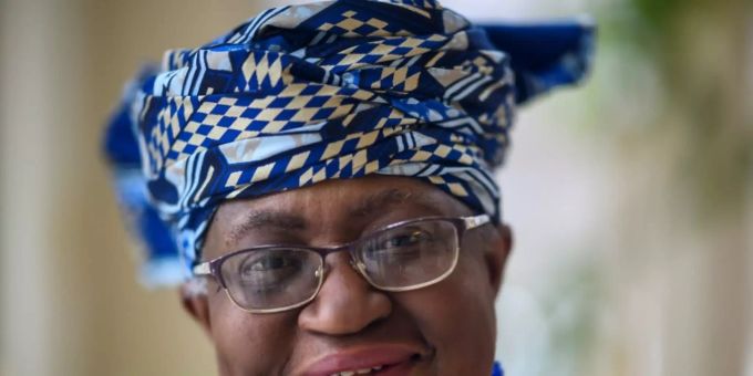Genf - Okonjo-Iweala leitet als erste Frau die Welthandelsorganisation