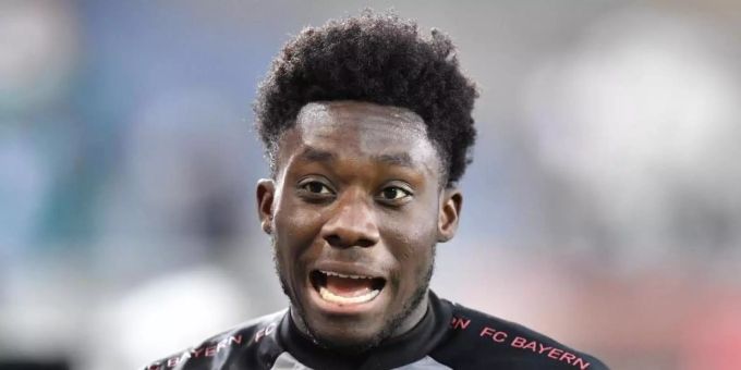 Absolvierte wieder ein komplettes Training mit der Mannschaft: Alphonso Davies. Foto: Martin Meissner/AP-Pool/dpa Absolvierte wieder ein komplettes Training mit der Mannschaft: Alphonso Davies. Foto: Martin Meissner/AP-Pool/dpa